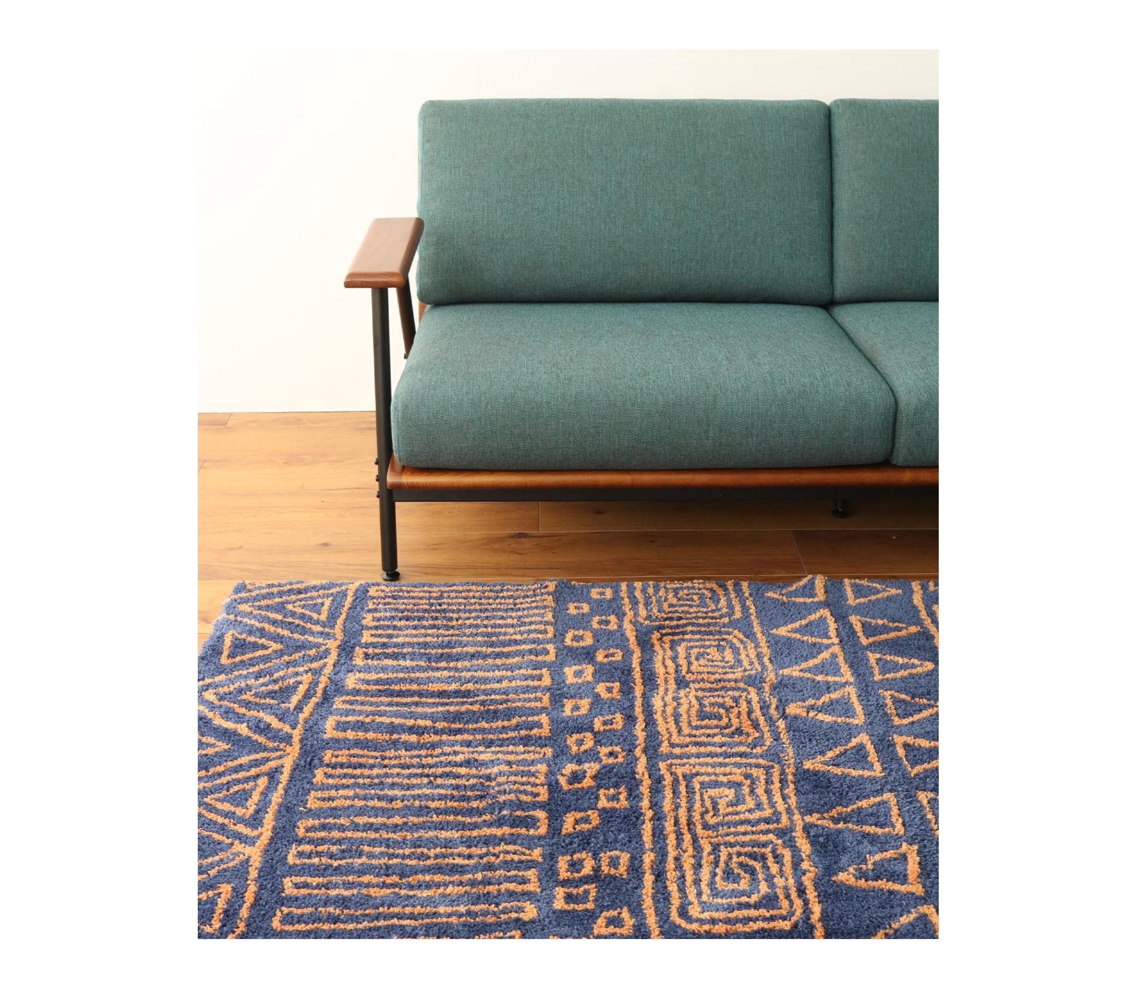 QUEST RUG