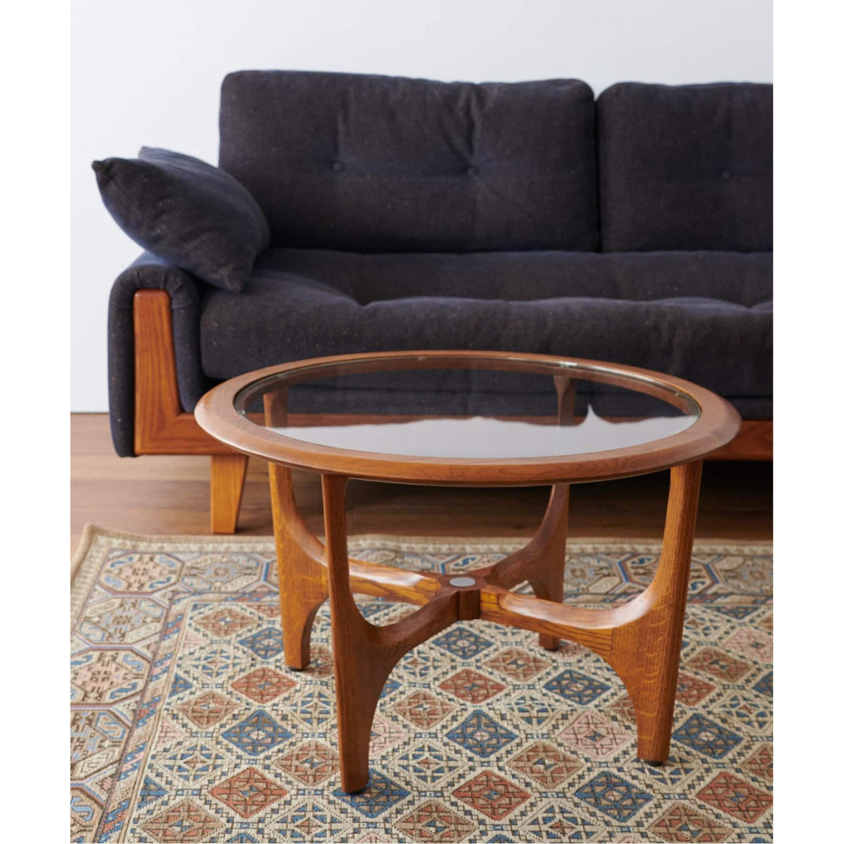 SILHOUETTE CENTER TABLE