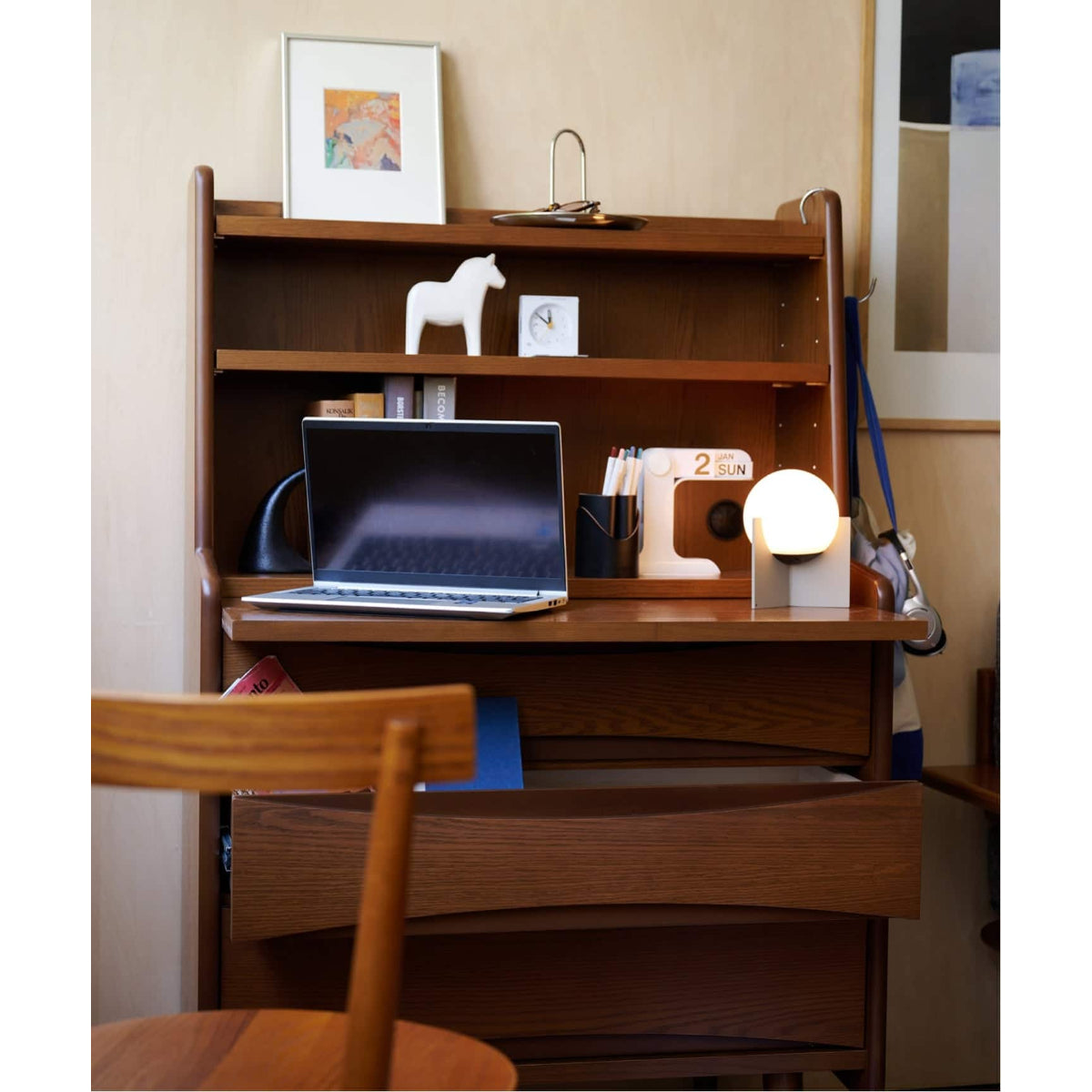AROS WRITING BUREAU