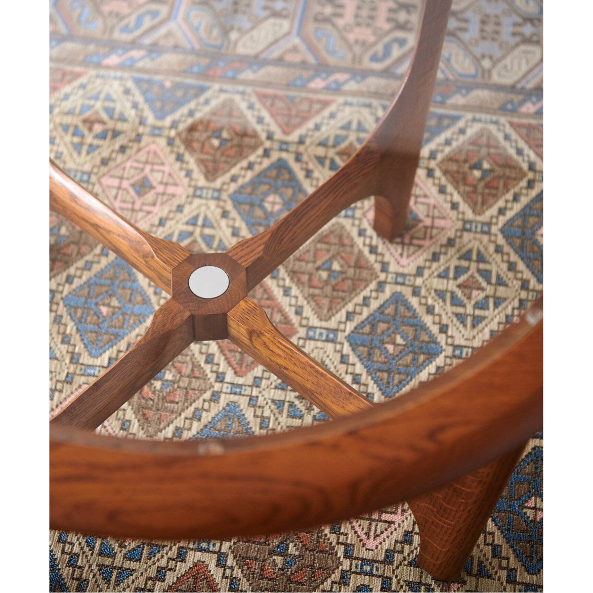 SILHOUETTE CENTER TABLE