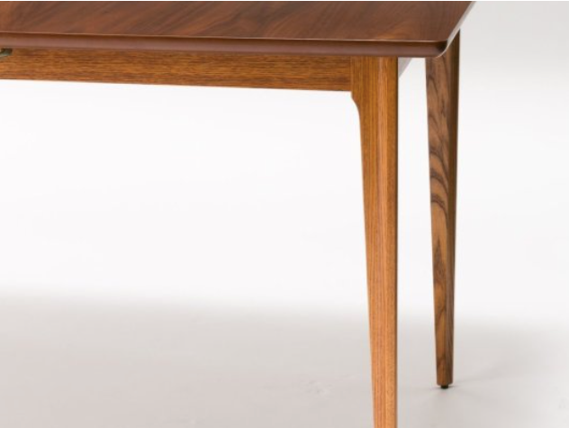 BROOKS DINING TABLE