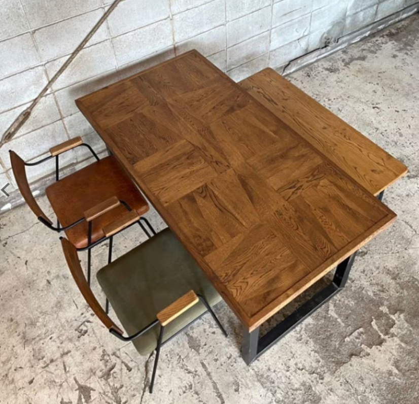 PARCS DINING TABLE ( WALNUT )