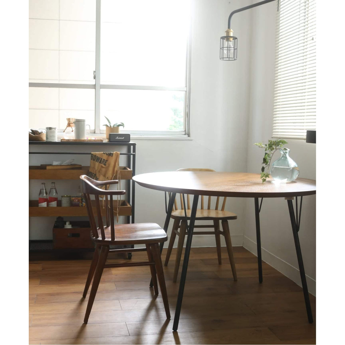 WINDAN SIDE CHAIR