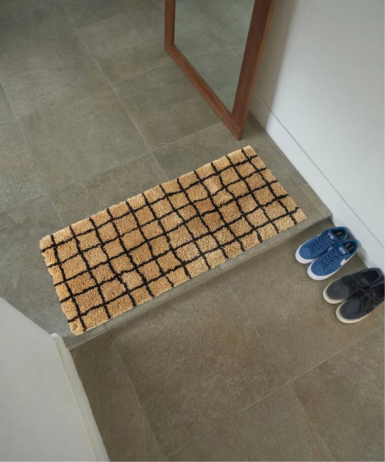 GRID RUG / CAMEL