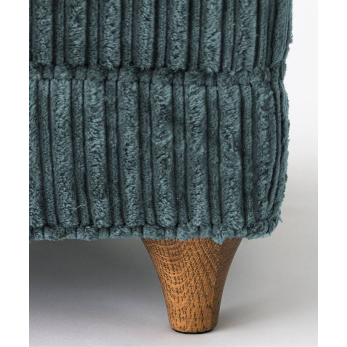LAKEWOOD OTTOMAN