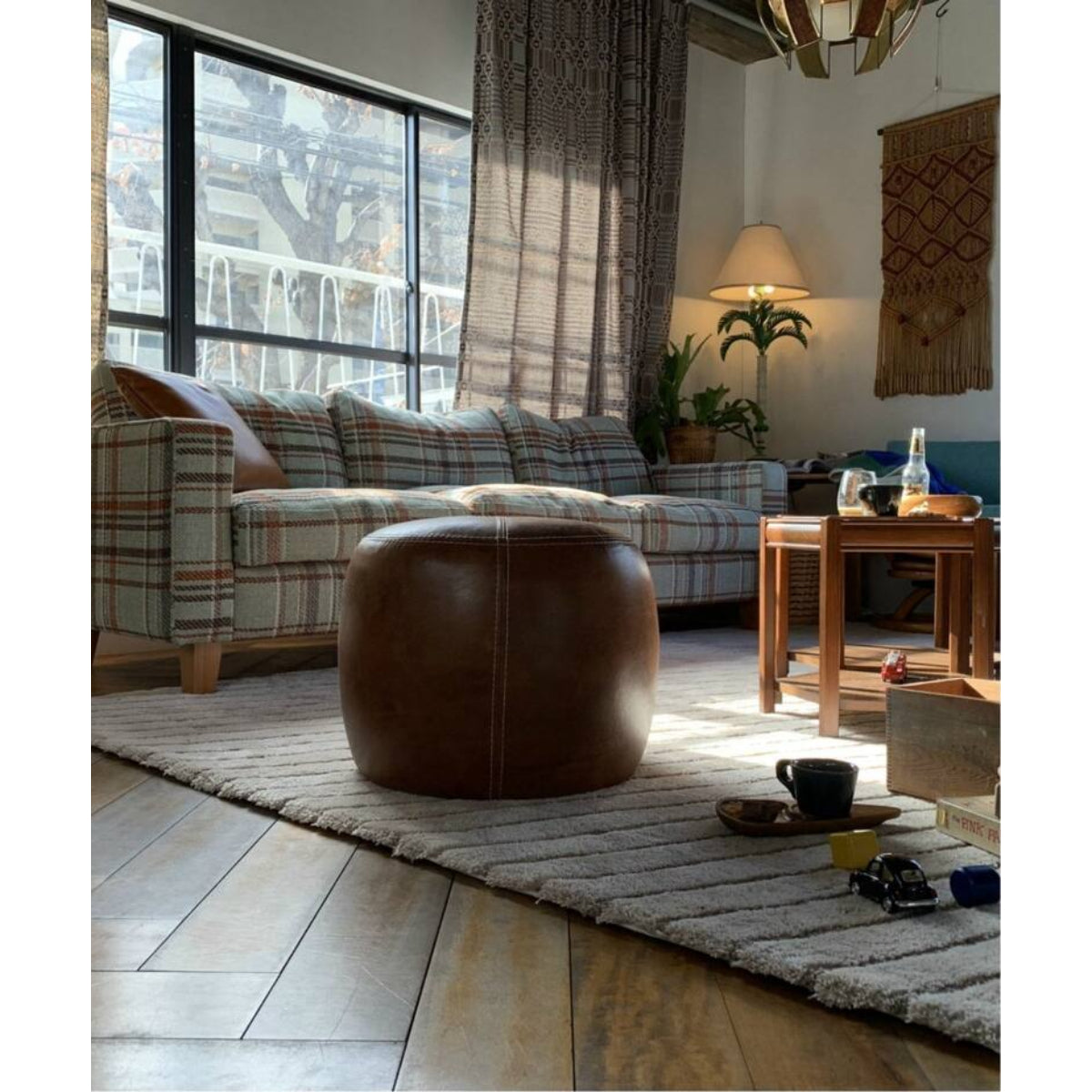 OAKS LEATHER STOOL