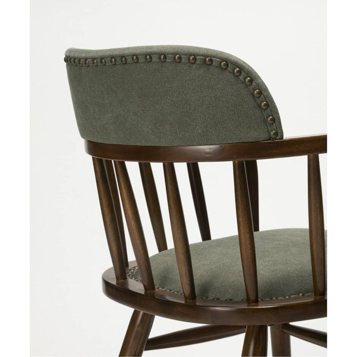 OAKS ARM CHAIR