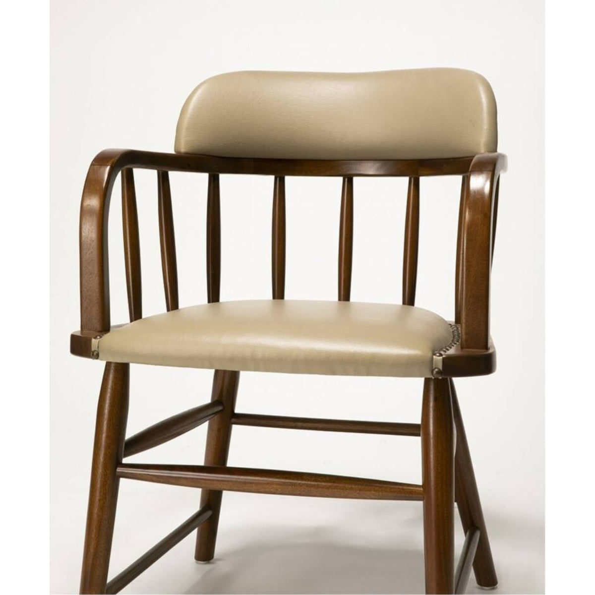 OAKS ARM CHAIR
