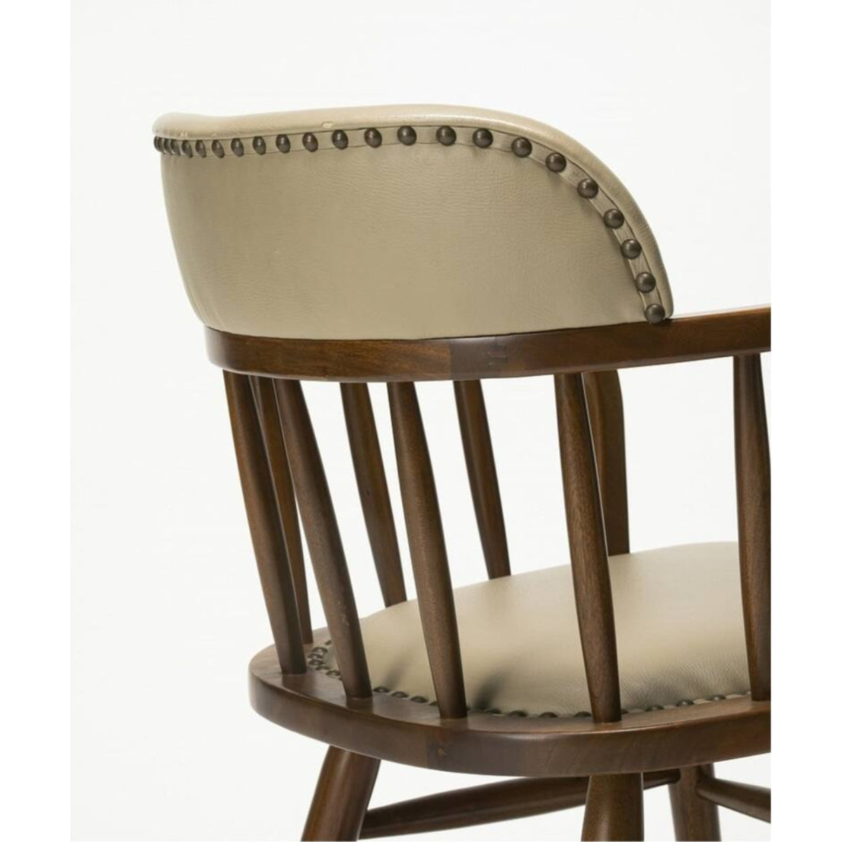 OAKS ARM CHAIR