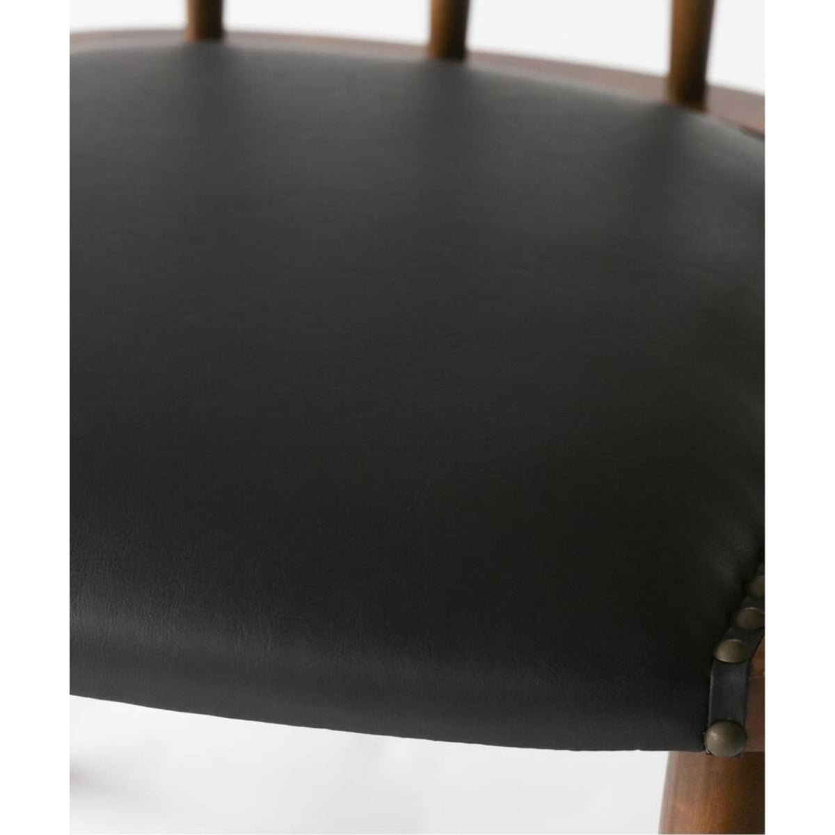 OAKS ARM CHAIR