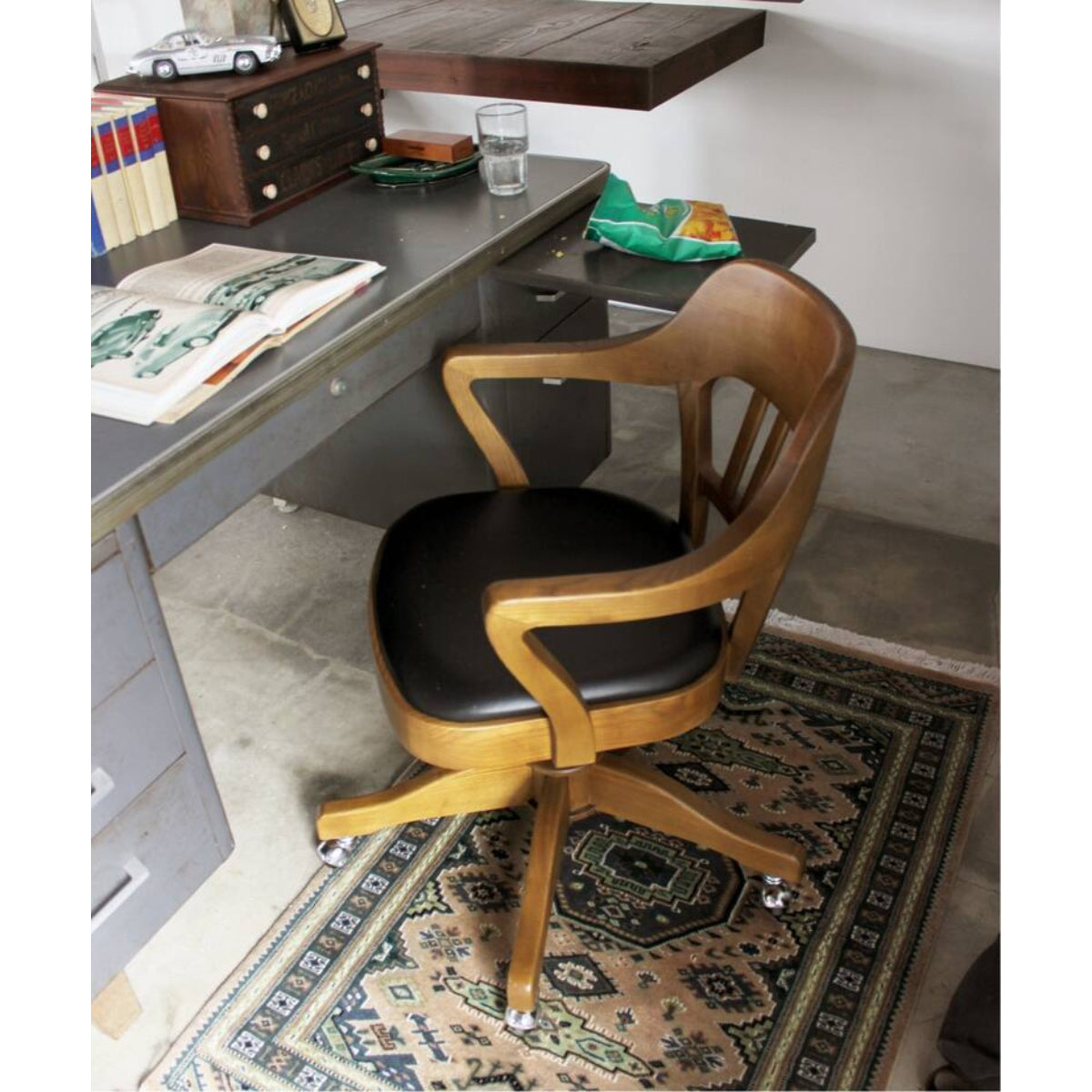 SHAW-WALKER DESK CHAIR