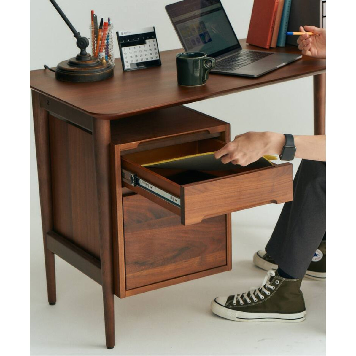BROOKS DESK