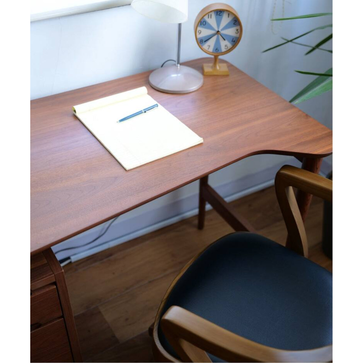 BROOKS DESK
