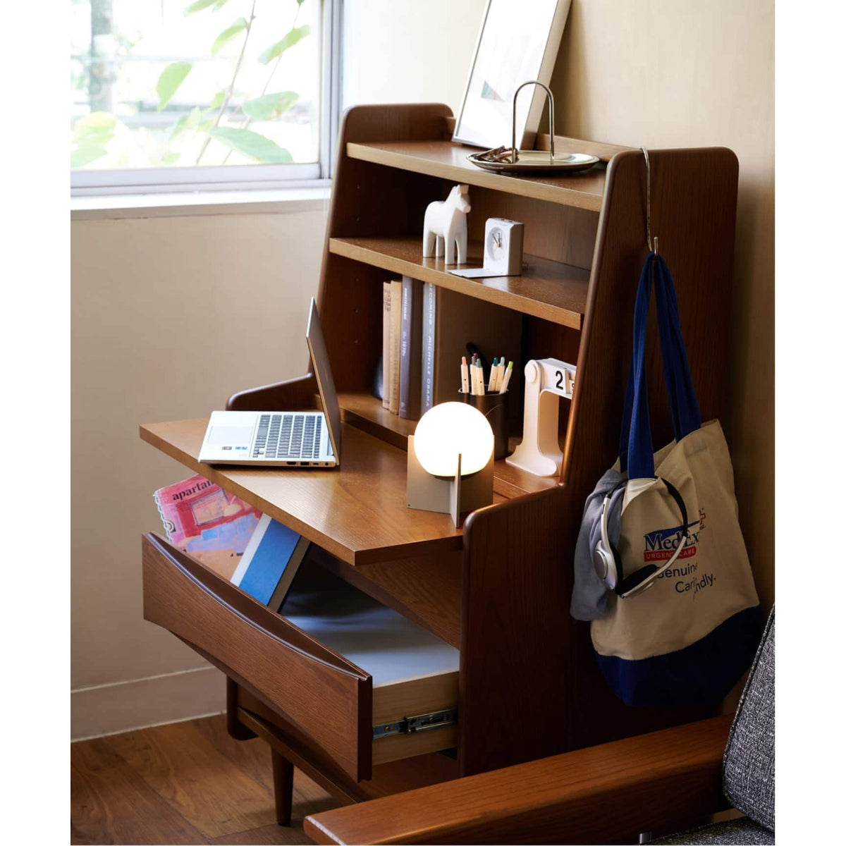AROS WRITING BUREAU