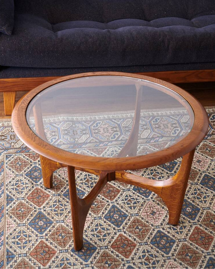 SILHOUETTE CENTER TABLE　
