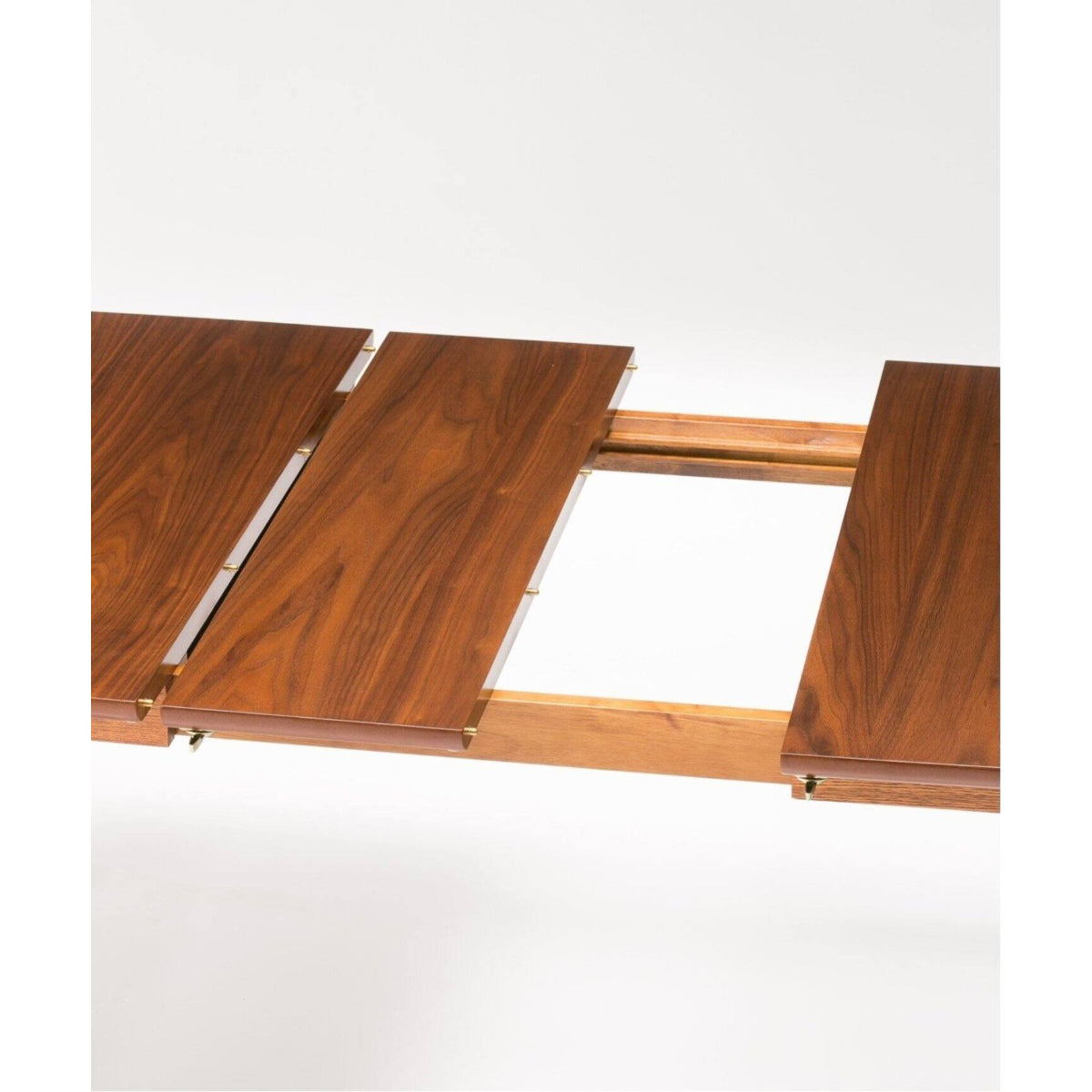 BROOKS DINING TABLE