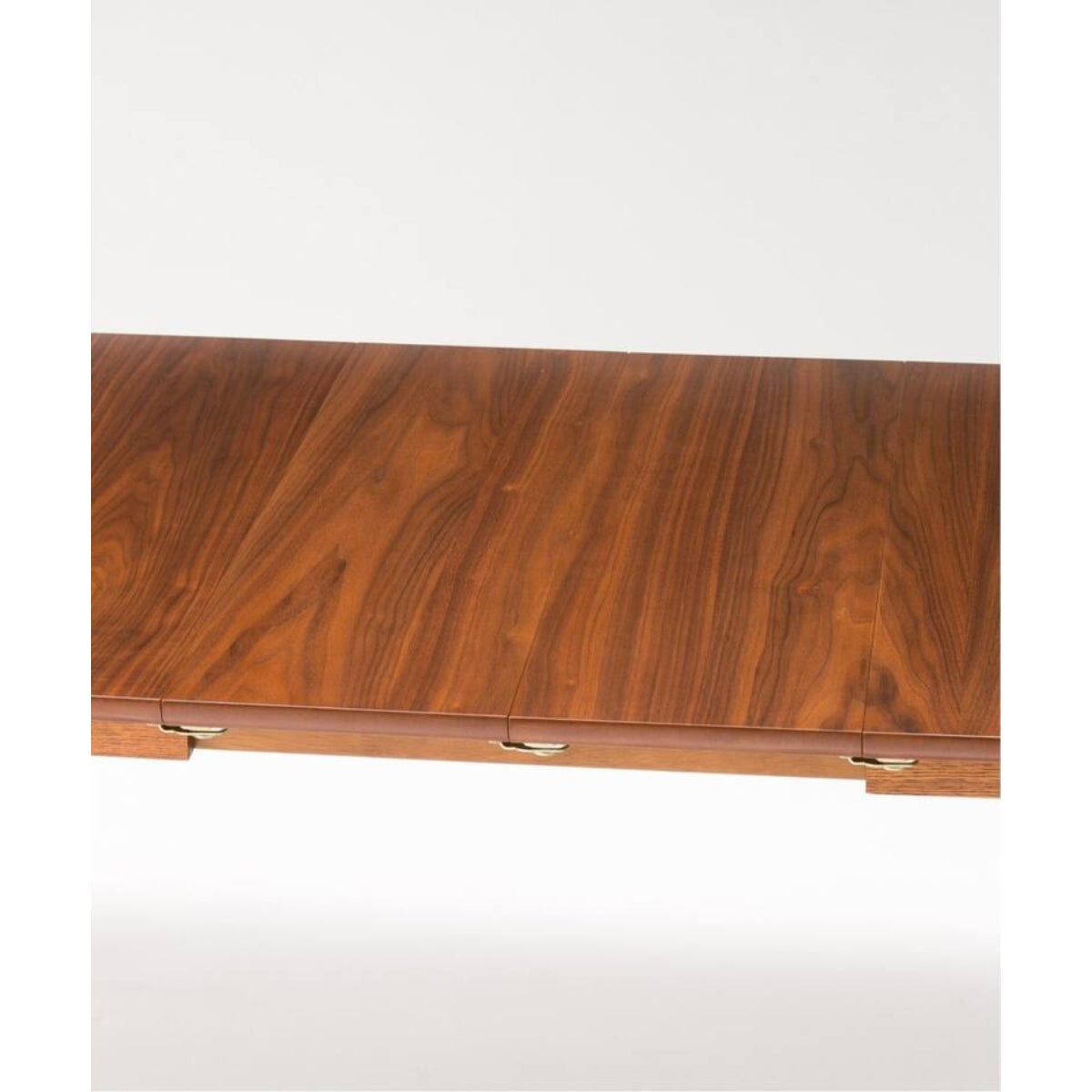 BROOKS DINING TABLE