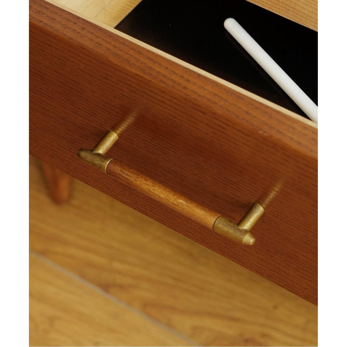 BROOKS SIDEBOARD