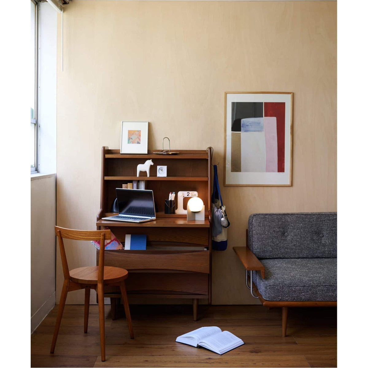AROS WRITING BUREAU