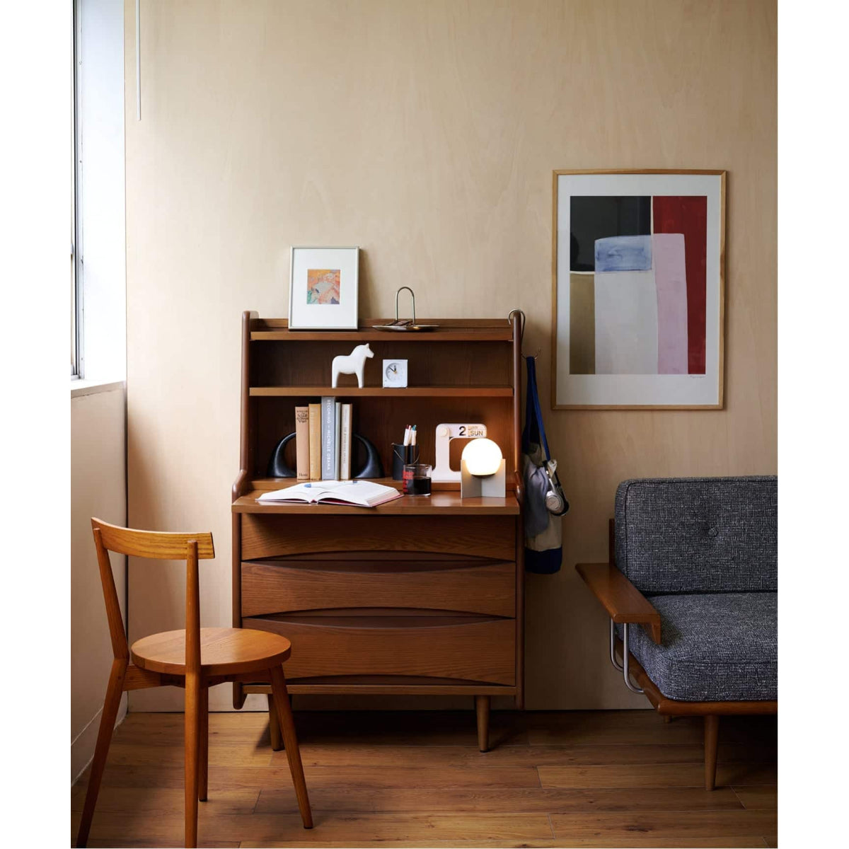 AROS WRITING BUREAU