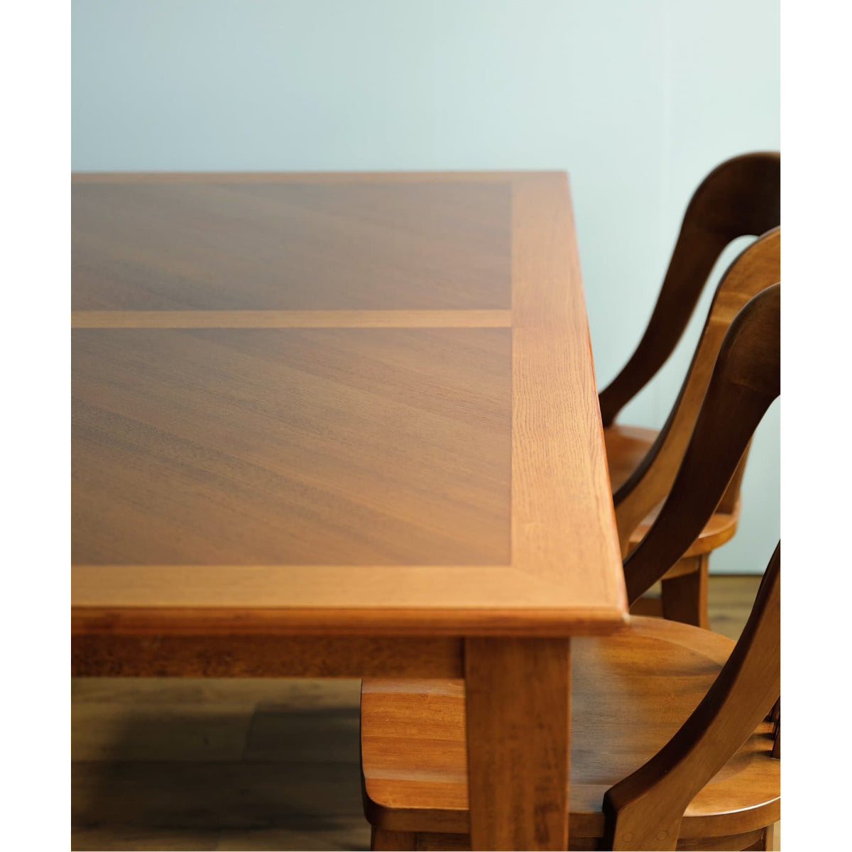 WARNER DINING TABLE ( HERRINGBONE / STANDARD )
