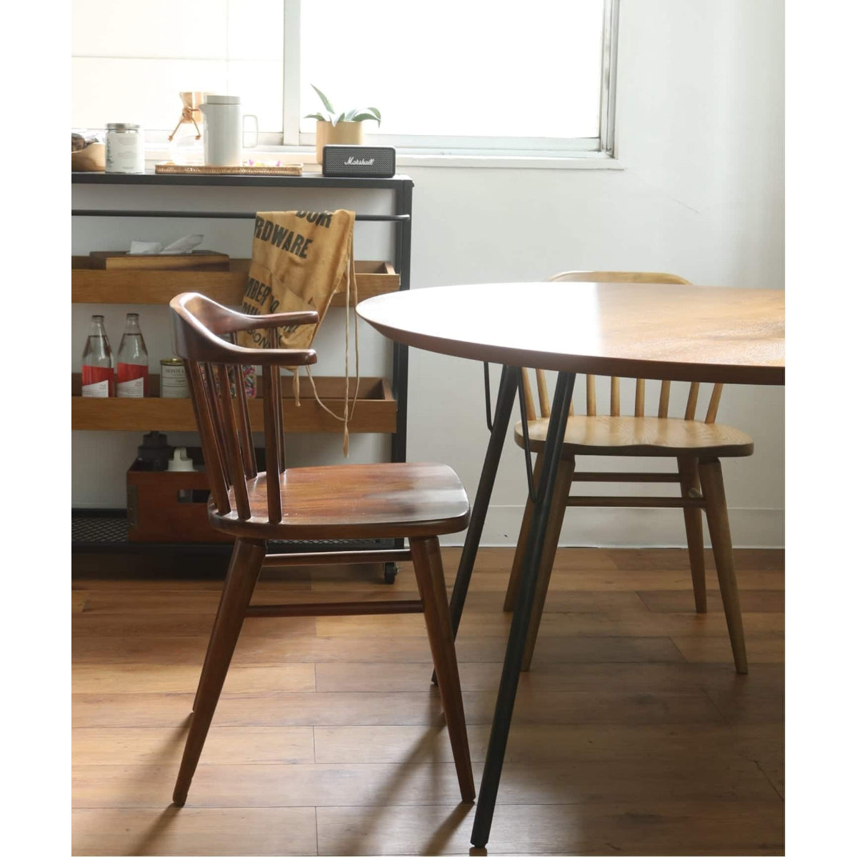 WINDAN SIDE CHAIR