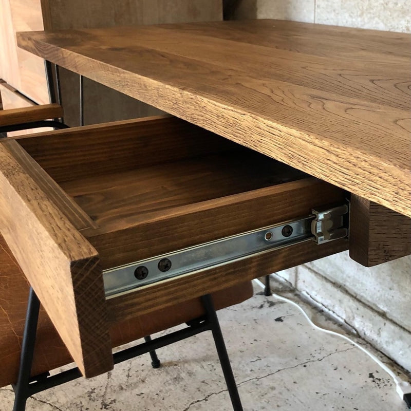 ZELDA DESK