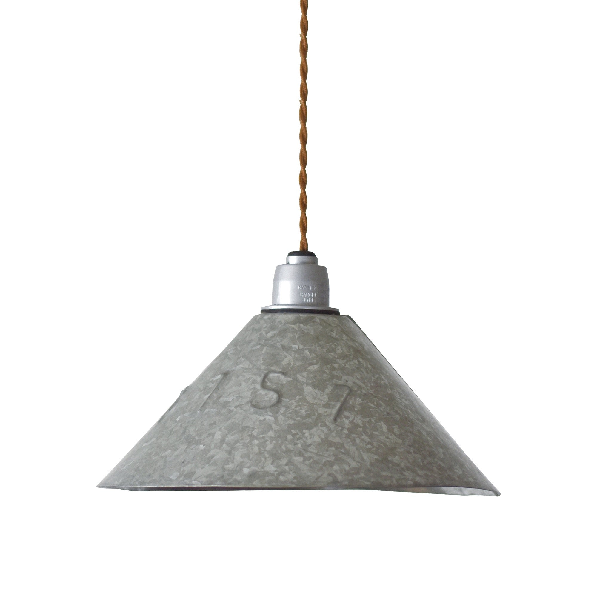 toolbox | Recycled Shade Lamp