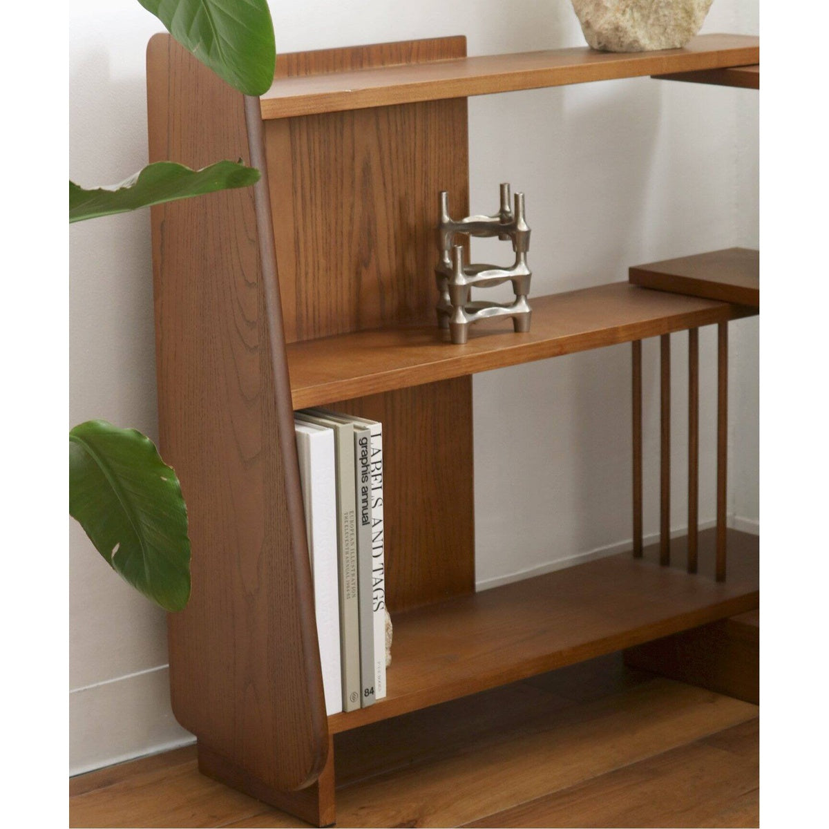 AROS SLIDE SHELF