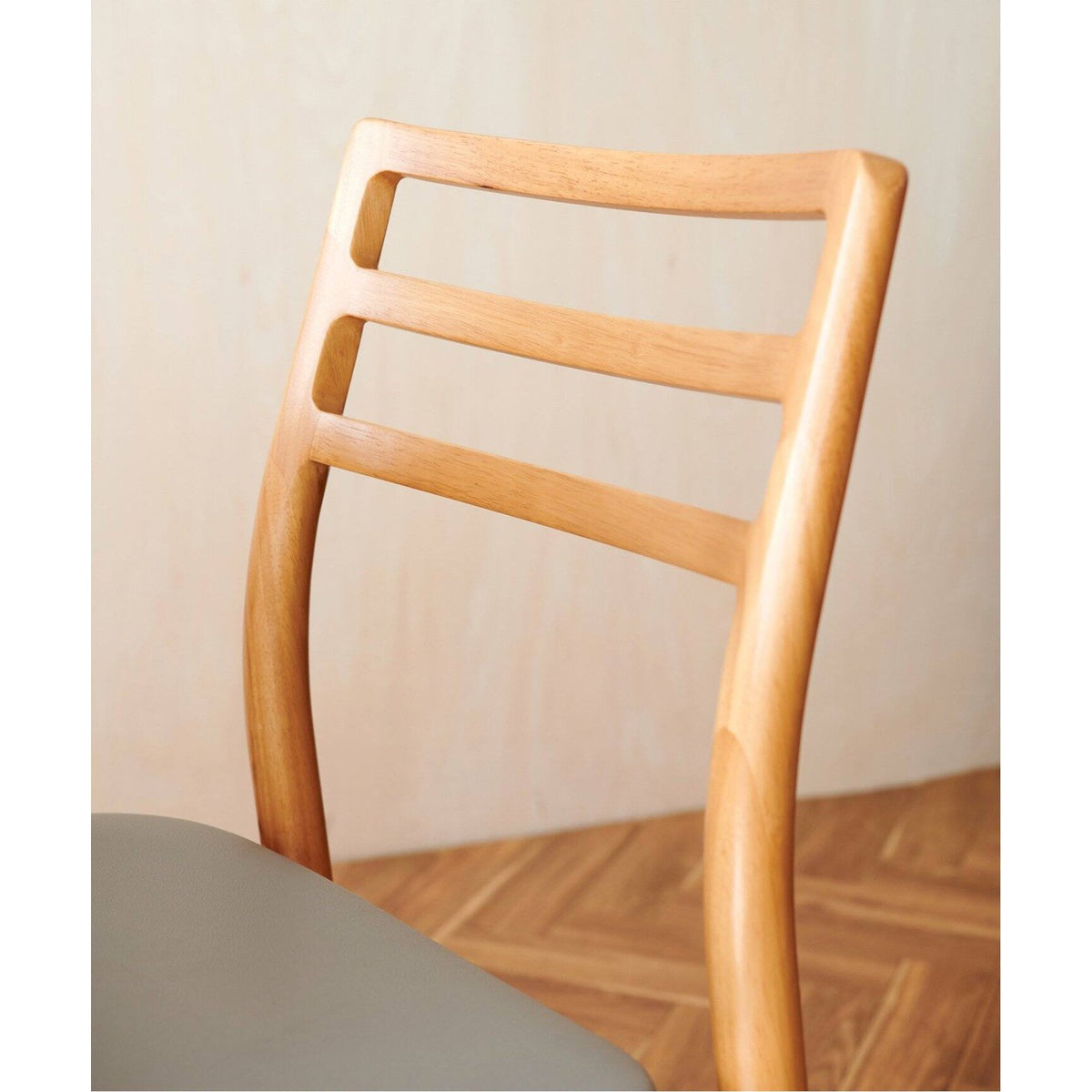 AROS DINING CHAIR