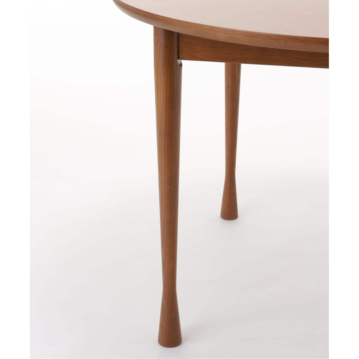 AROS ROUND TABLE W1100