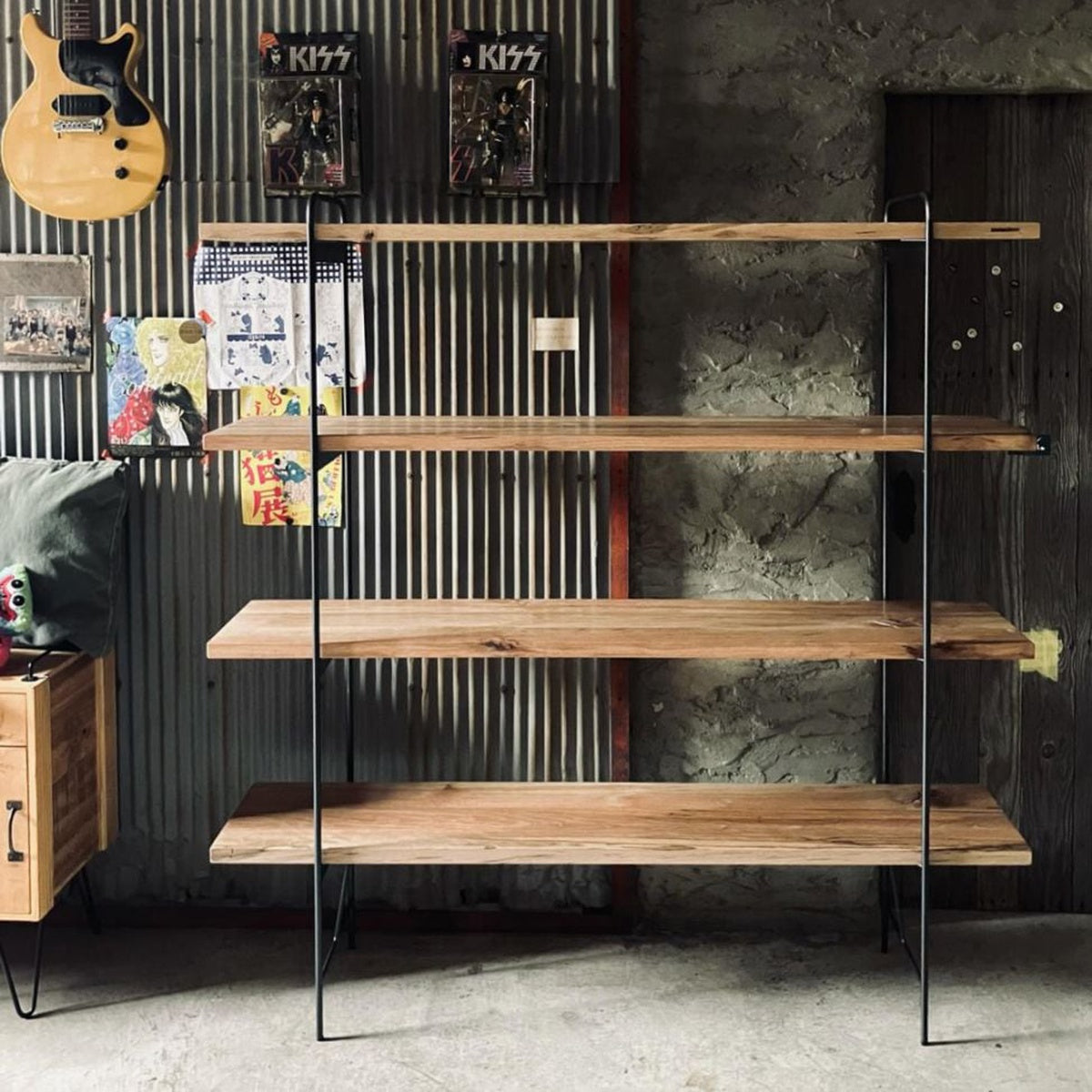 ALIVE 30 SHELF