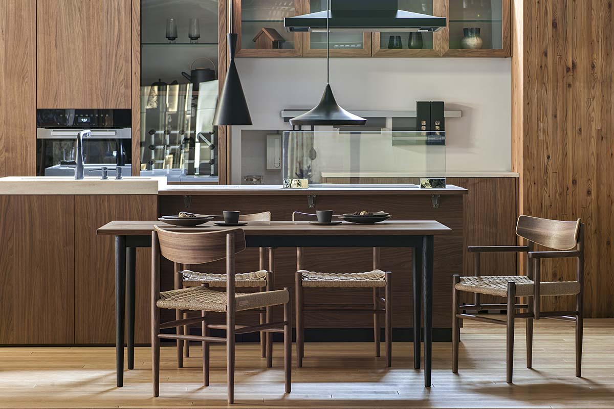 MASTERWAL COR3(ARMREST) / COR4(ARMLESS) CHAIR