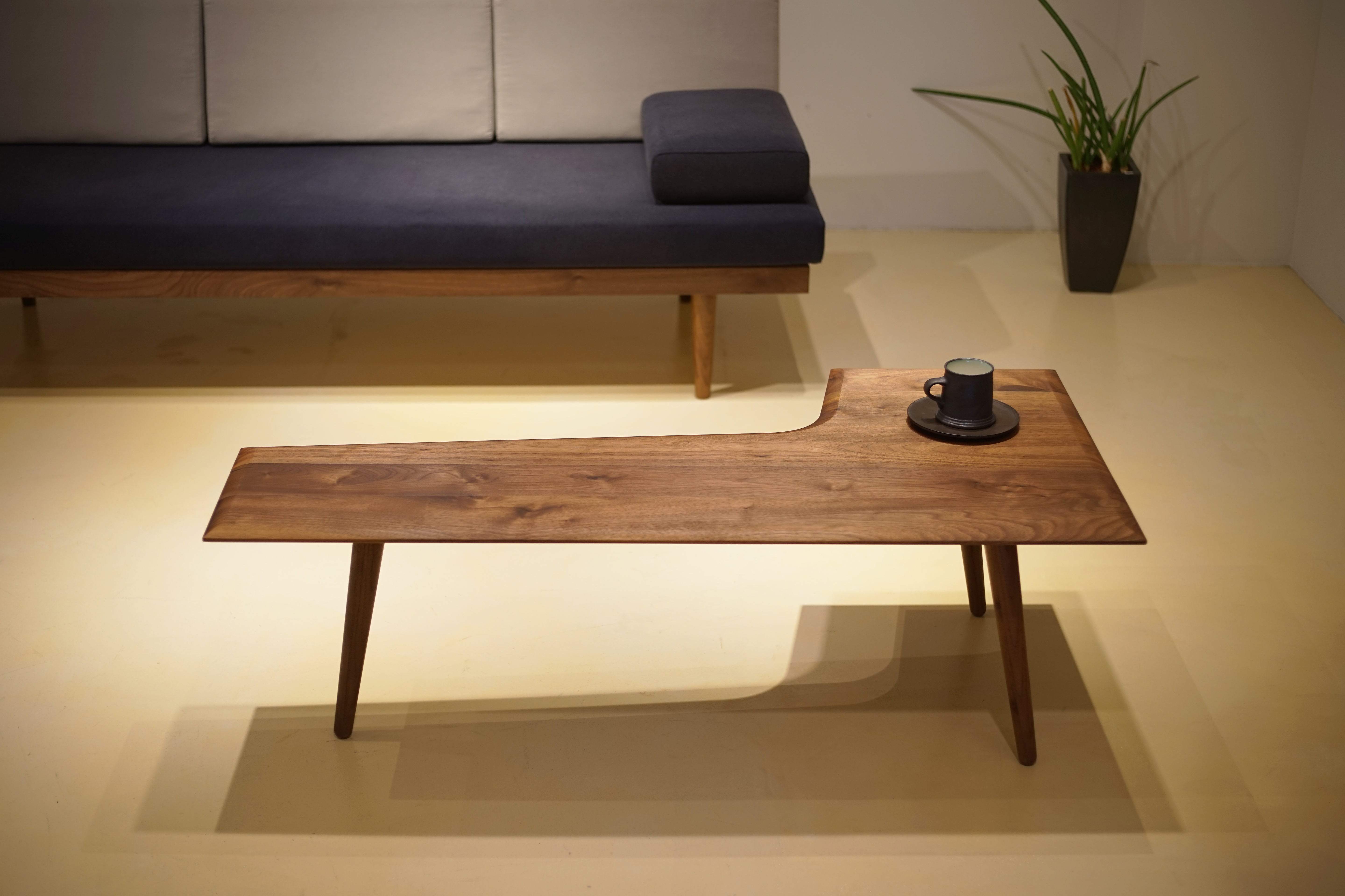 PARALLEL COFFEE TABLE