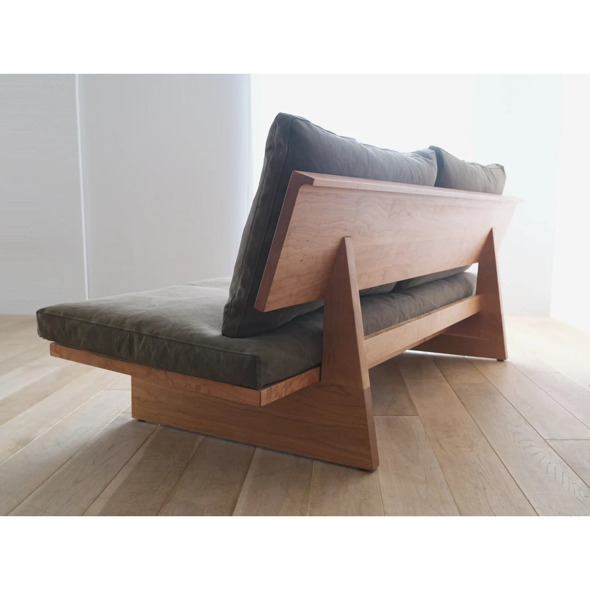 FREX WOOD SOFA W1260
