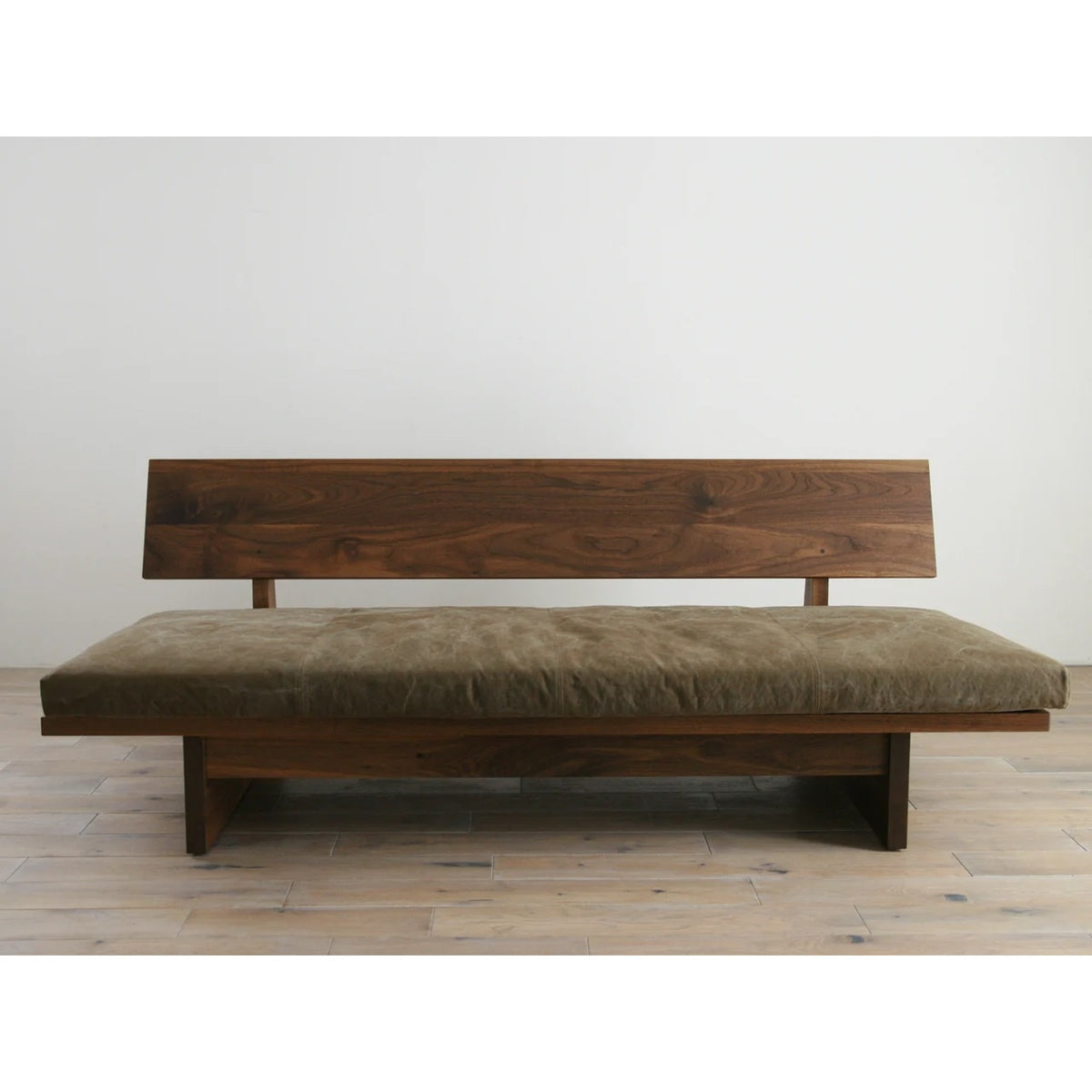 FREX WOOD SOFA W1260