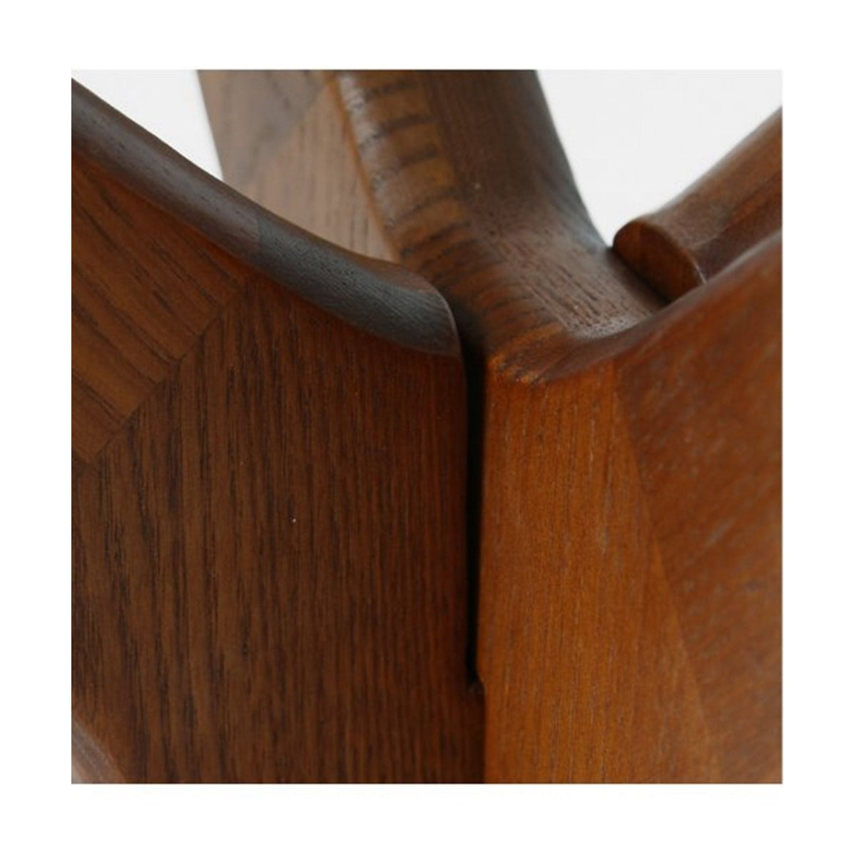 TRESTLES SIDE TABLE