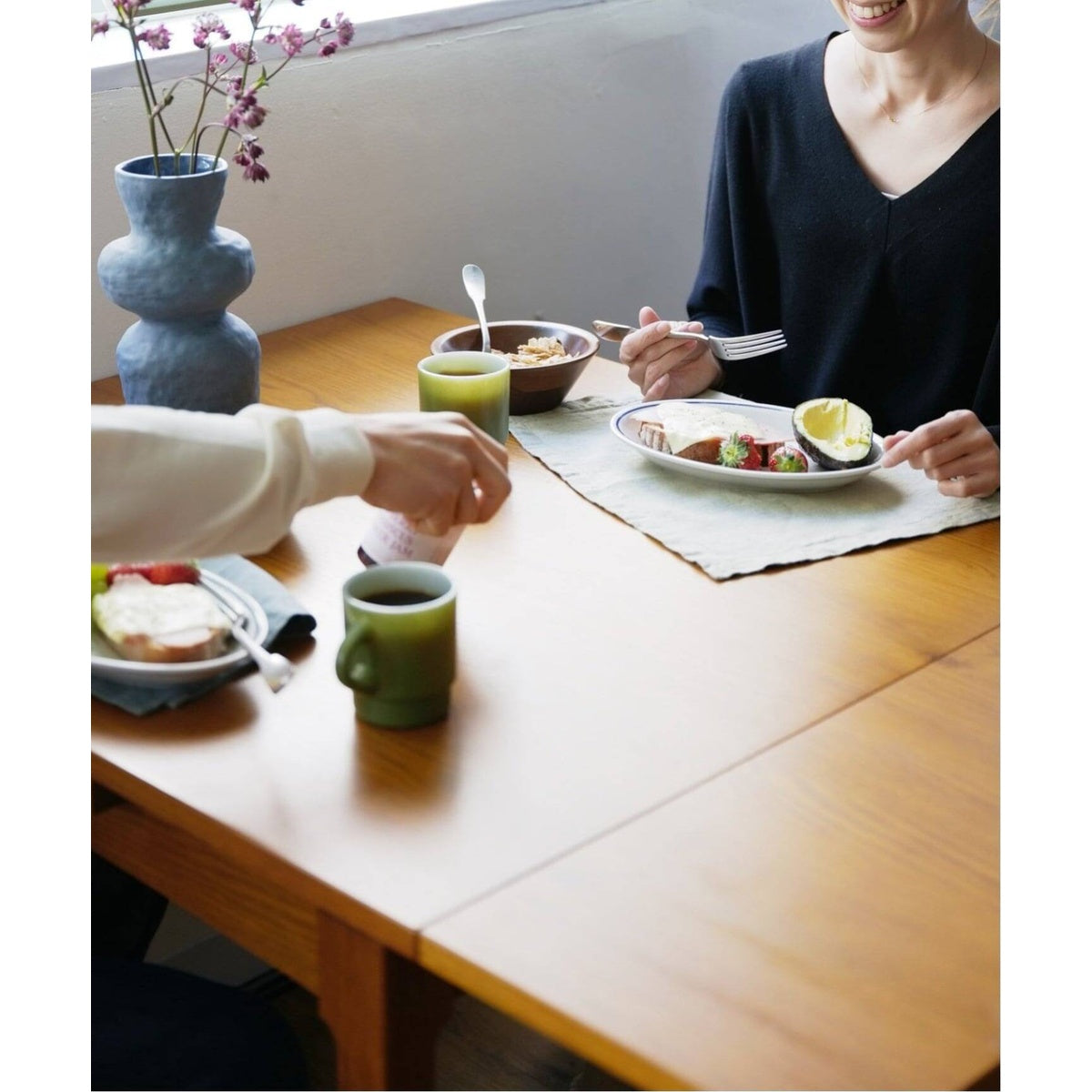 HABITAT DINING TABLE