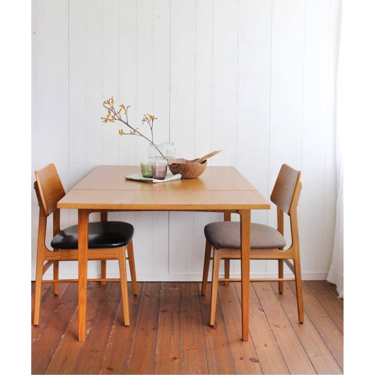 HABITAT DINING TABLE