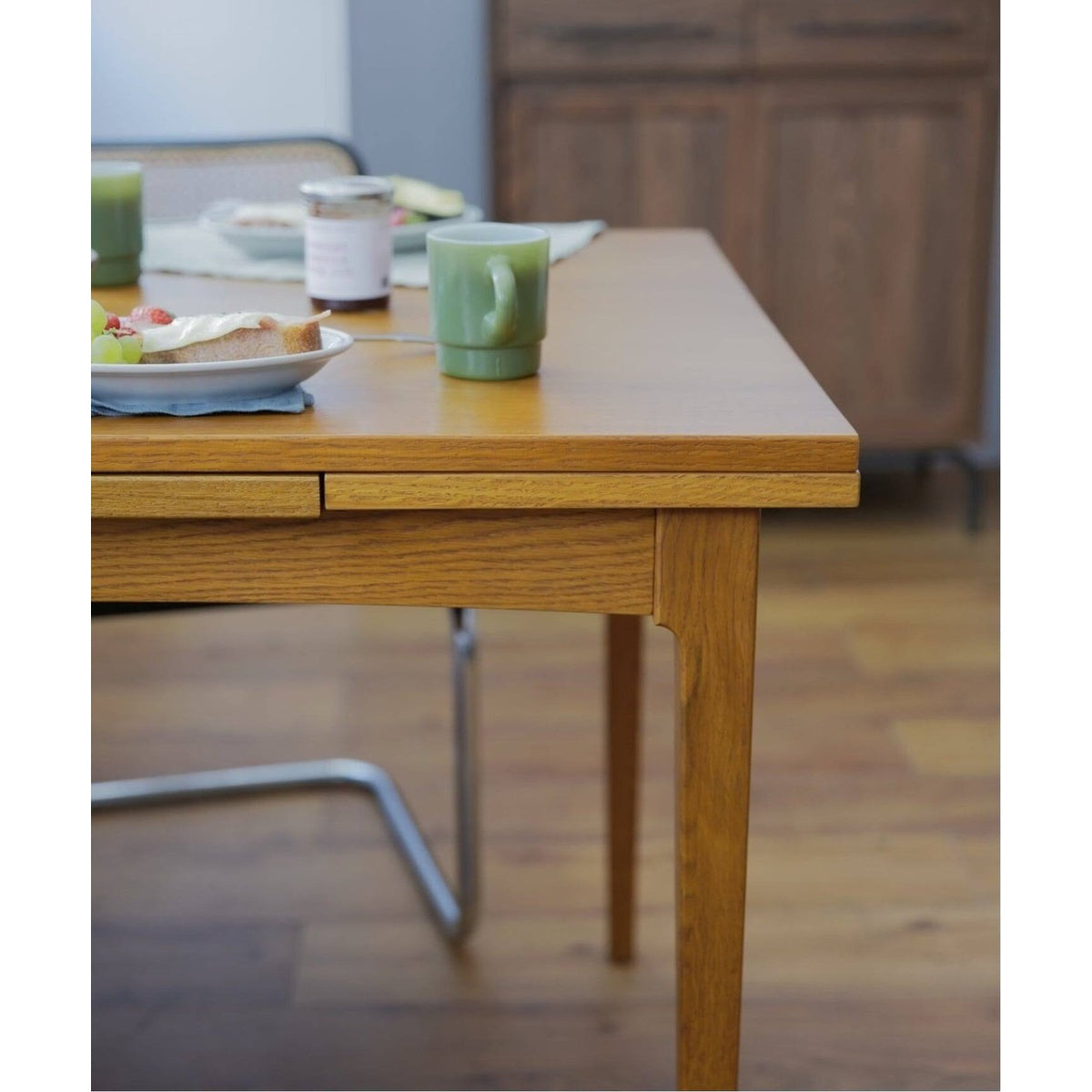HABITAT DINING TABLE