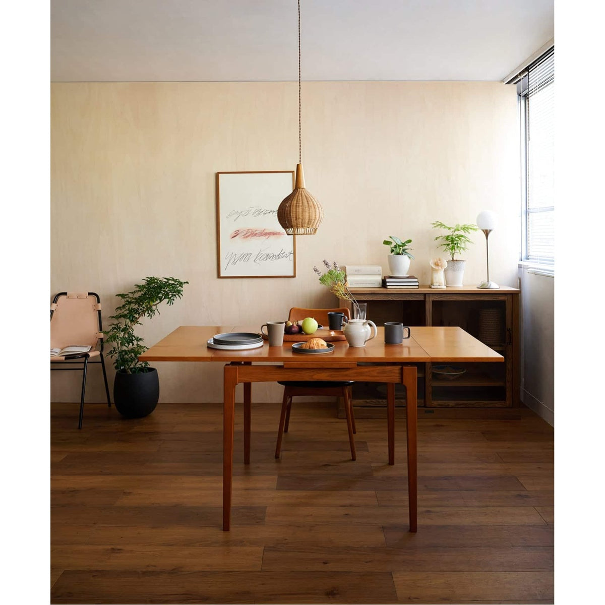 HABITAT DINING TABLE