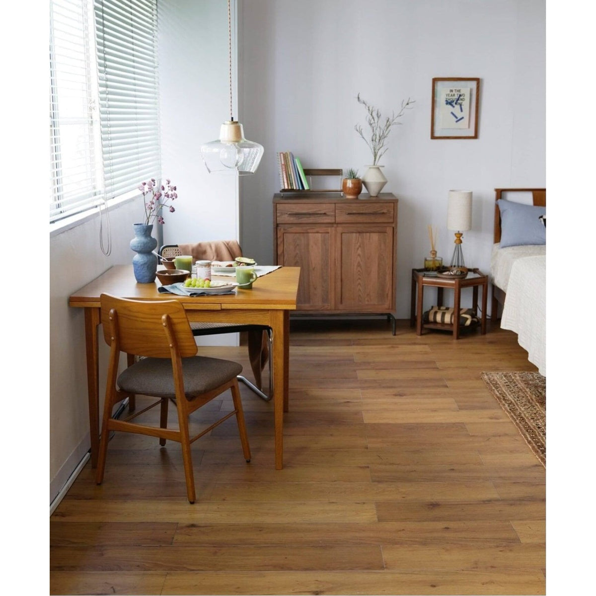 HABITAT DINING TABLE
