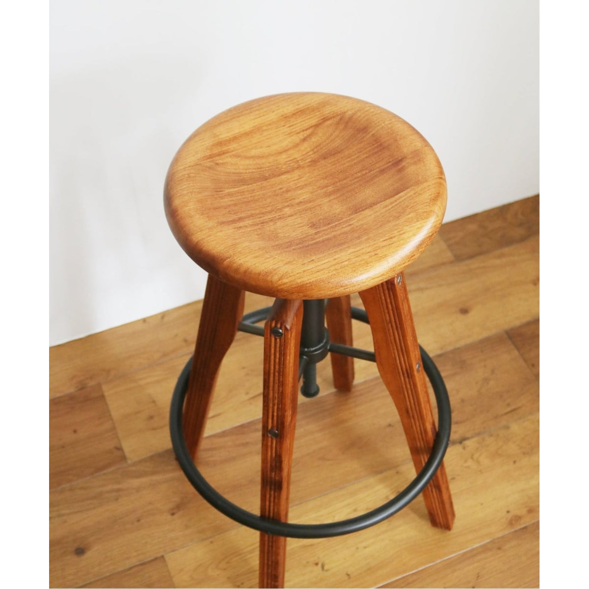 IRVIN STOOL