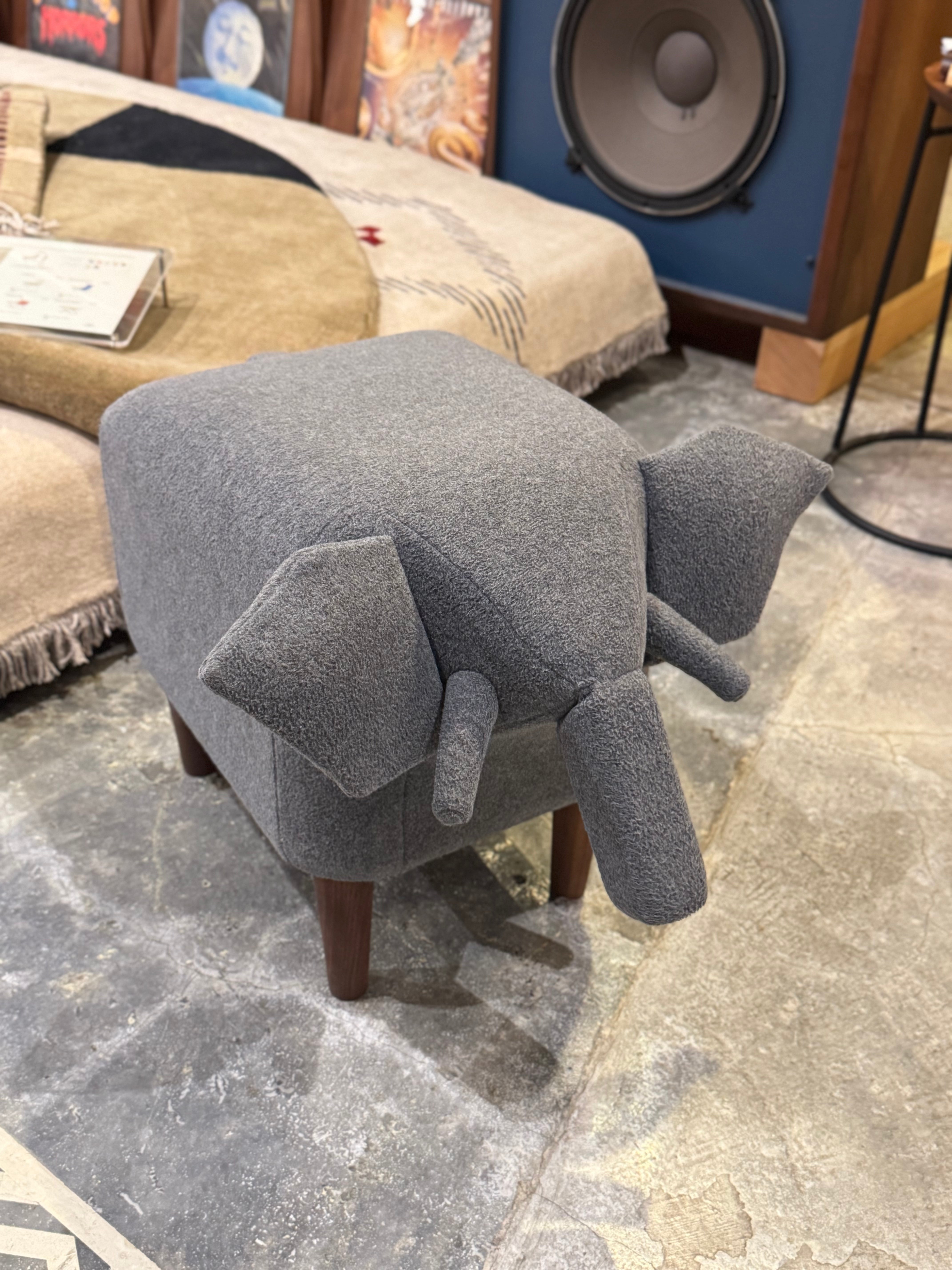 Clearance Sale - Switch -  Frien'zoo stool (象)