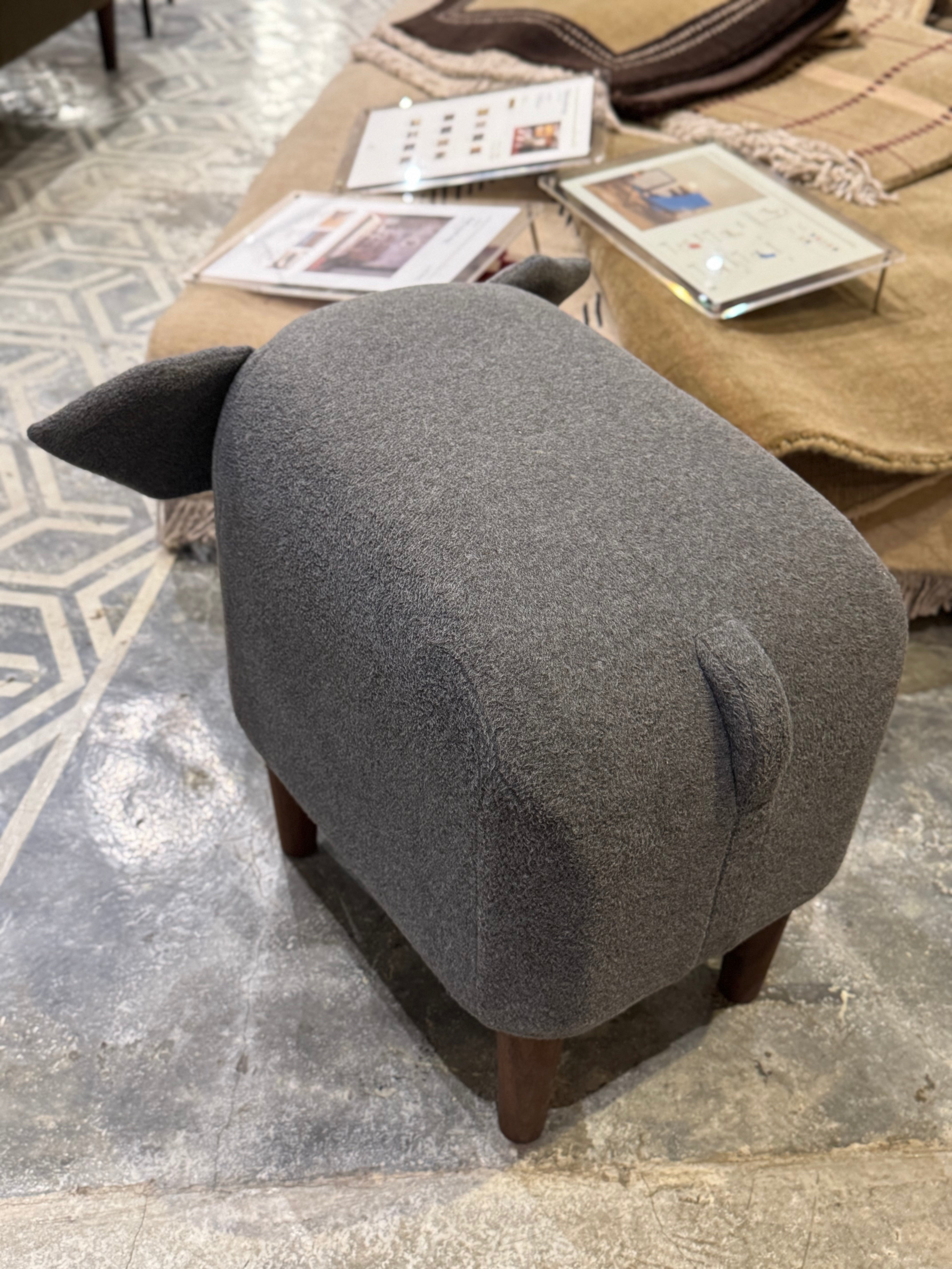 Clearance Sale - Switch -  Frien'zoo stool (象)