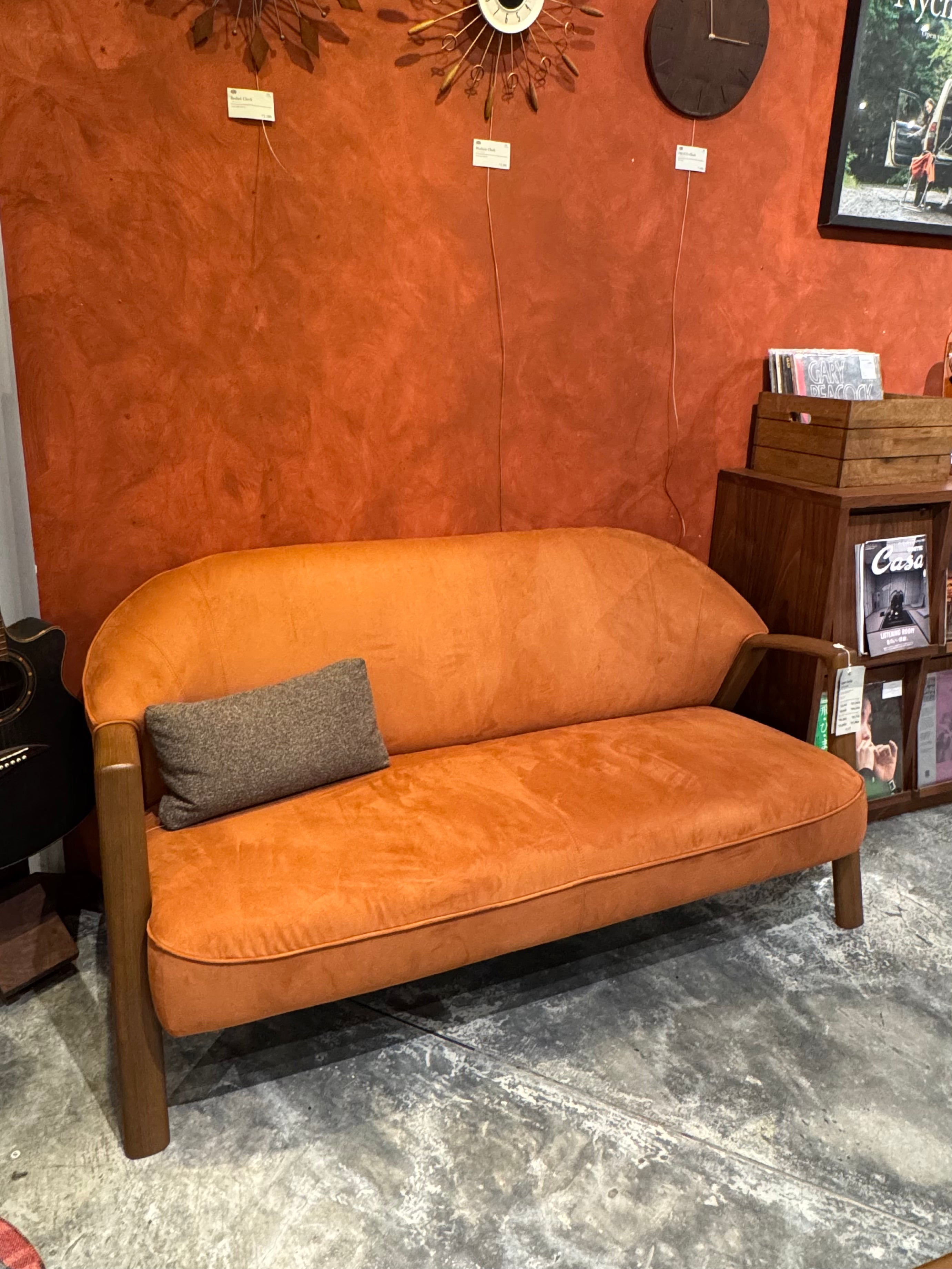 Clearance Sale - Vigor Sofa 3P / Rank B - Cuera 橙