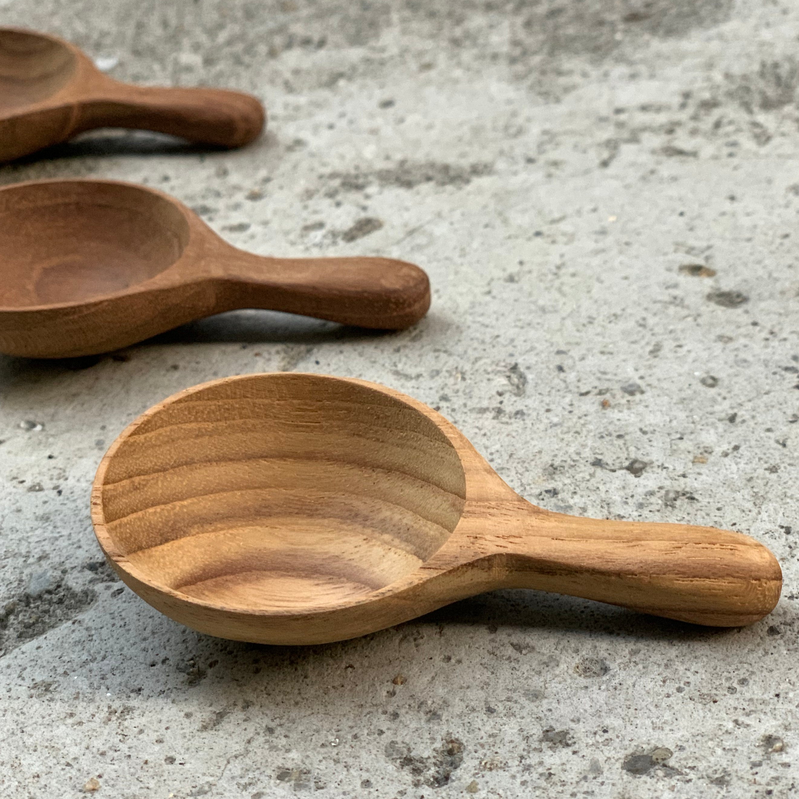 OUUR | WOOD KITCHEN TOOL - COFFEE SCOOP