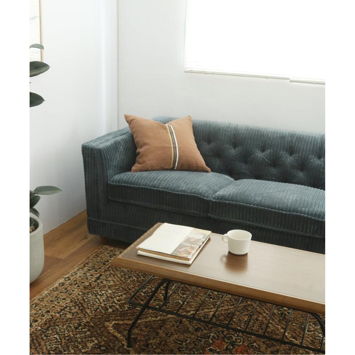 LAKEWOOD SOFA (BLUE GRAY / MUSTARD)