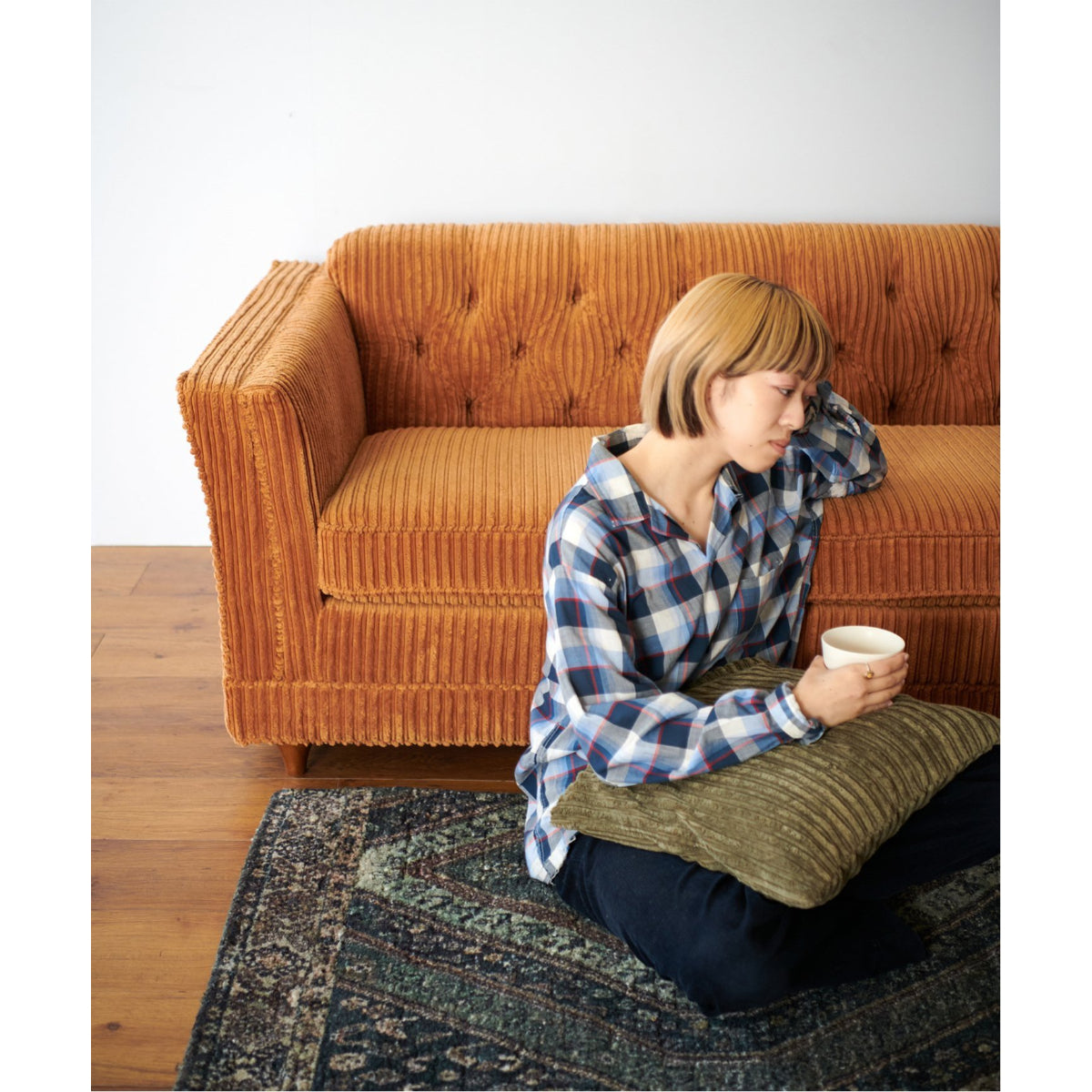 LAKEWOOD SOFA (BLUE GRAY / MUSTARD)