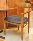 TRESTLES ARM CHAIR